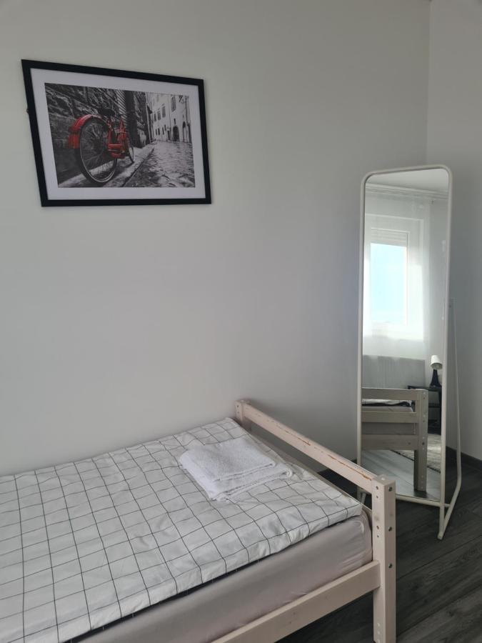 Apartman Lea Kraljevec Sesvetski エクステリア 写真